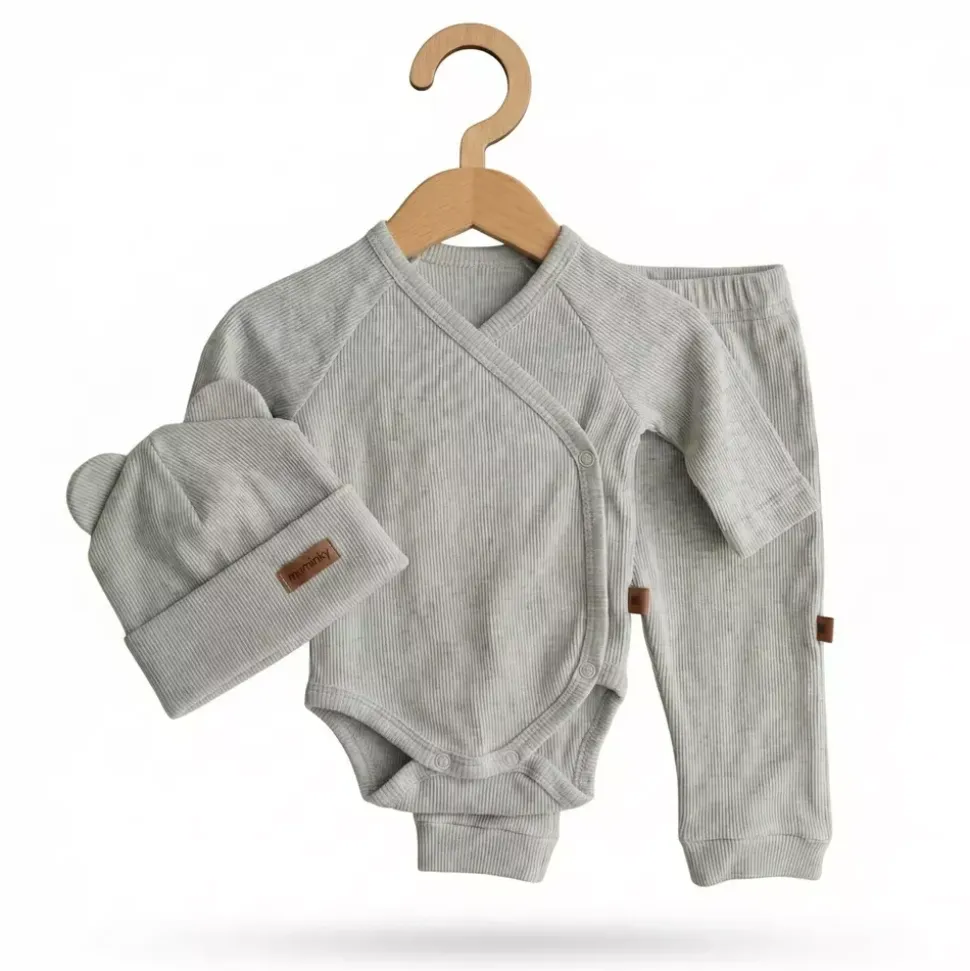 Komplet Niemowlęcy 3 elementy Body + Spodenki + Czapeczka | Szary