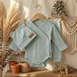 Komplet Niemowlęcy 3 elementy Body + Spodenki + Czapeczka | Zielony