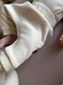Półspiochy Spodenki Niemowlęce Bawełniane Prążek | Kremowe